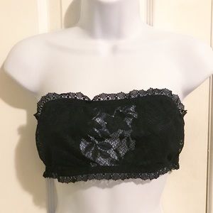 NWT Victoria’s Secret Strapless Bralette Large.